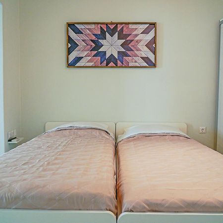 Smyrnis Apartments Ermúpoli Szoba fotó