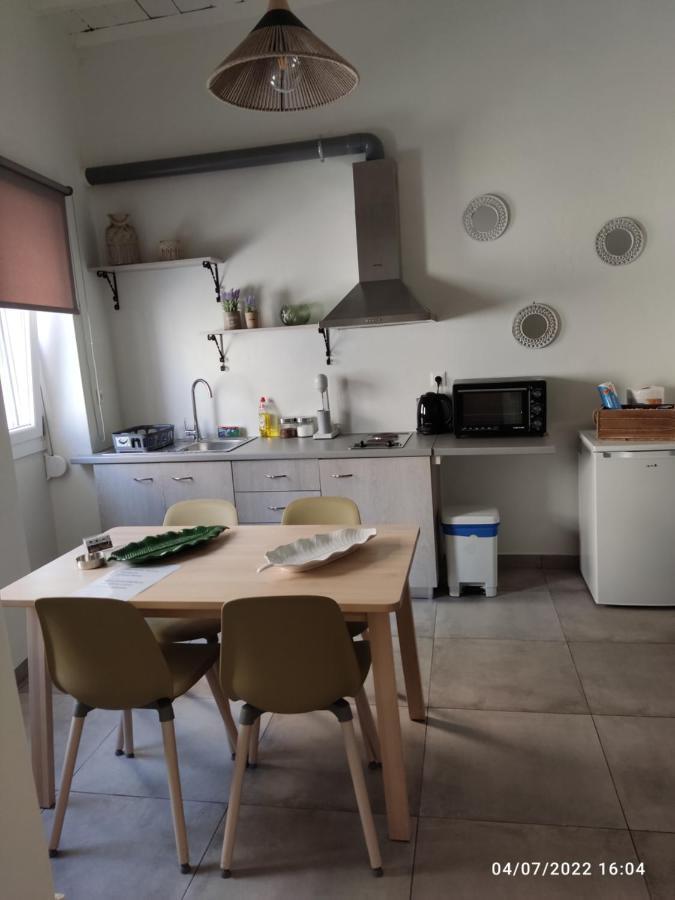 Smyrnis Apartments Ermúpoli Kültér fotó